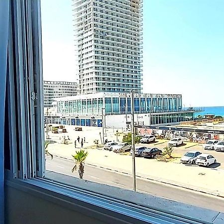 Beachfront Studio Apartment Bat Yam 412 Экстерьер фото