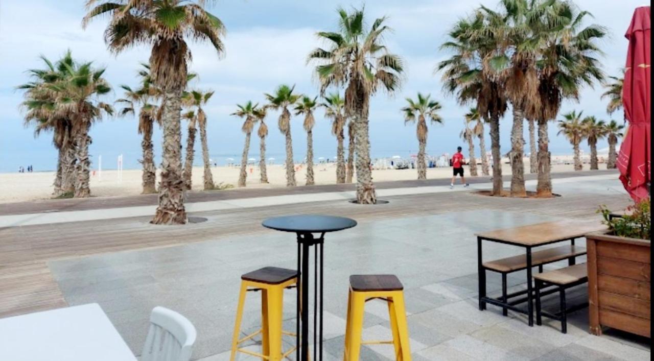 Beachfront Studio Apartment Bat Yam 412 Экстерьер фото