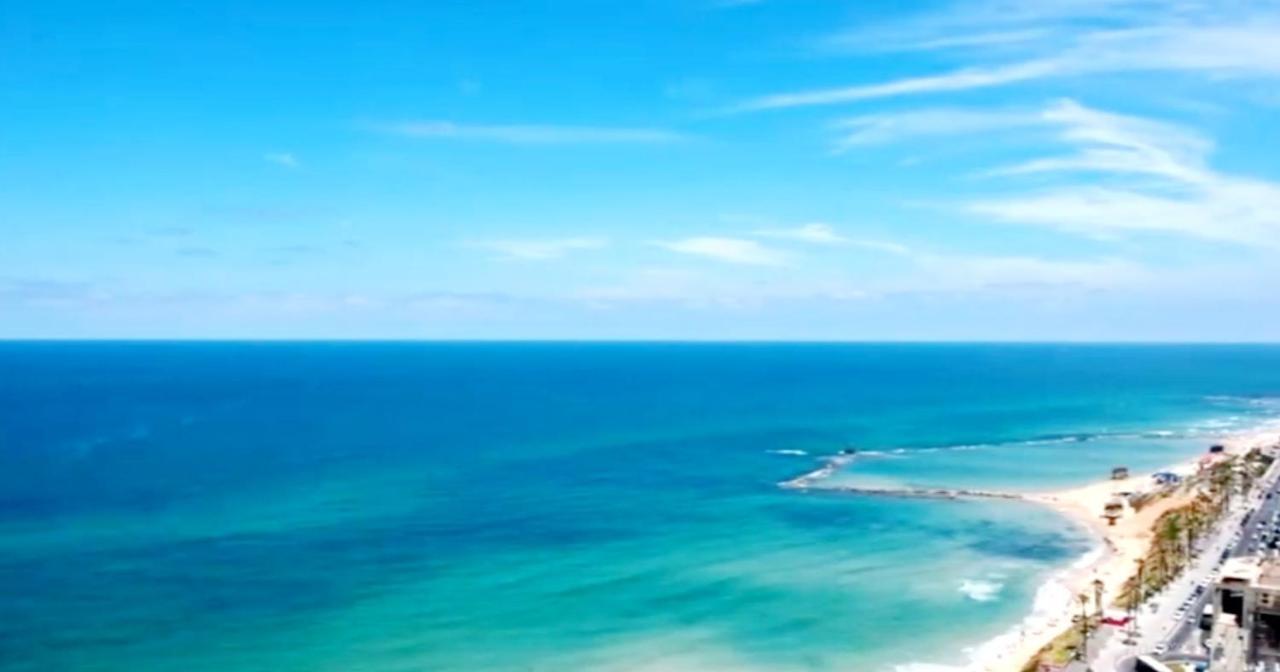 Beachfront Studio Apartment Bat Yam 412 Экстерьер фото