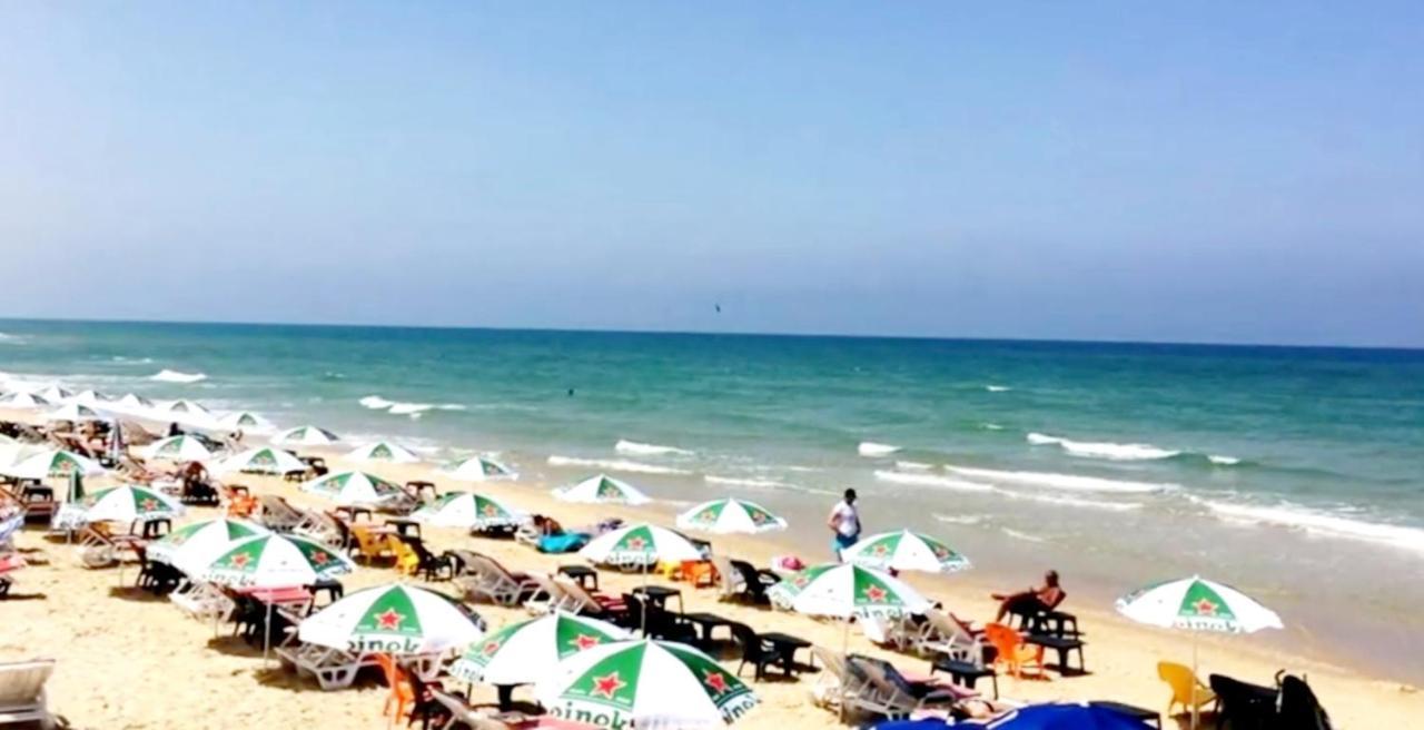 Beachfront Studio Apartment Bat Yam 412 Экстерьер фото